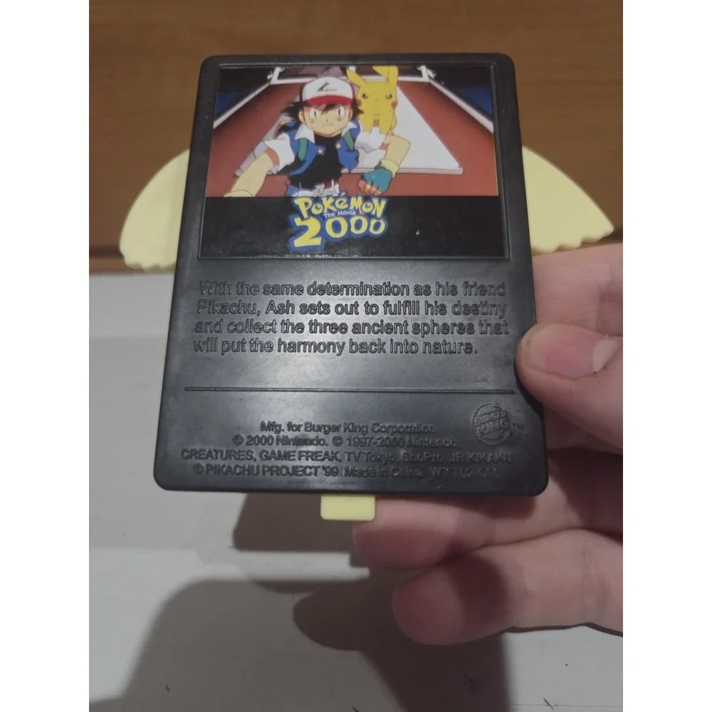 Pokemon 2000 Power Card Pidgeot Vintage Burger King Promo Toy Flapping Wings